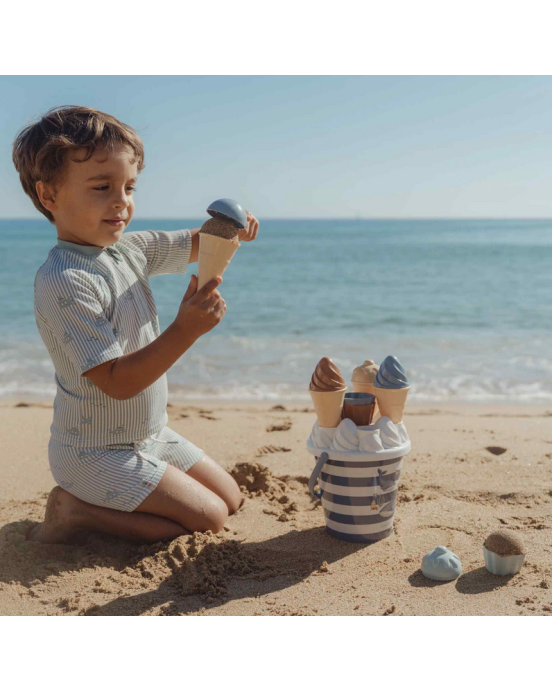 LITTLE DUTCH Σετ κουβαδάκια παραλίας Ice Cream Ocean World Μπλε 8 LITTLE DUTCH Σετ κουβαδάκια παραλίας Ice Cream Ocean World Μπλε 8