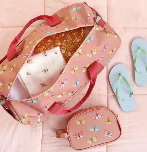 A little lovely company: Μικρή Τσάντα προπόνησης-ταξιδιού 46×25εκ – Butterflies 10 A little lovely company: Μικρή Τσάντα προπόνησης-ταξιδιού 46×25εκ – Butterflies 10